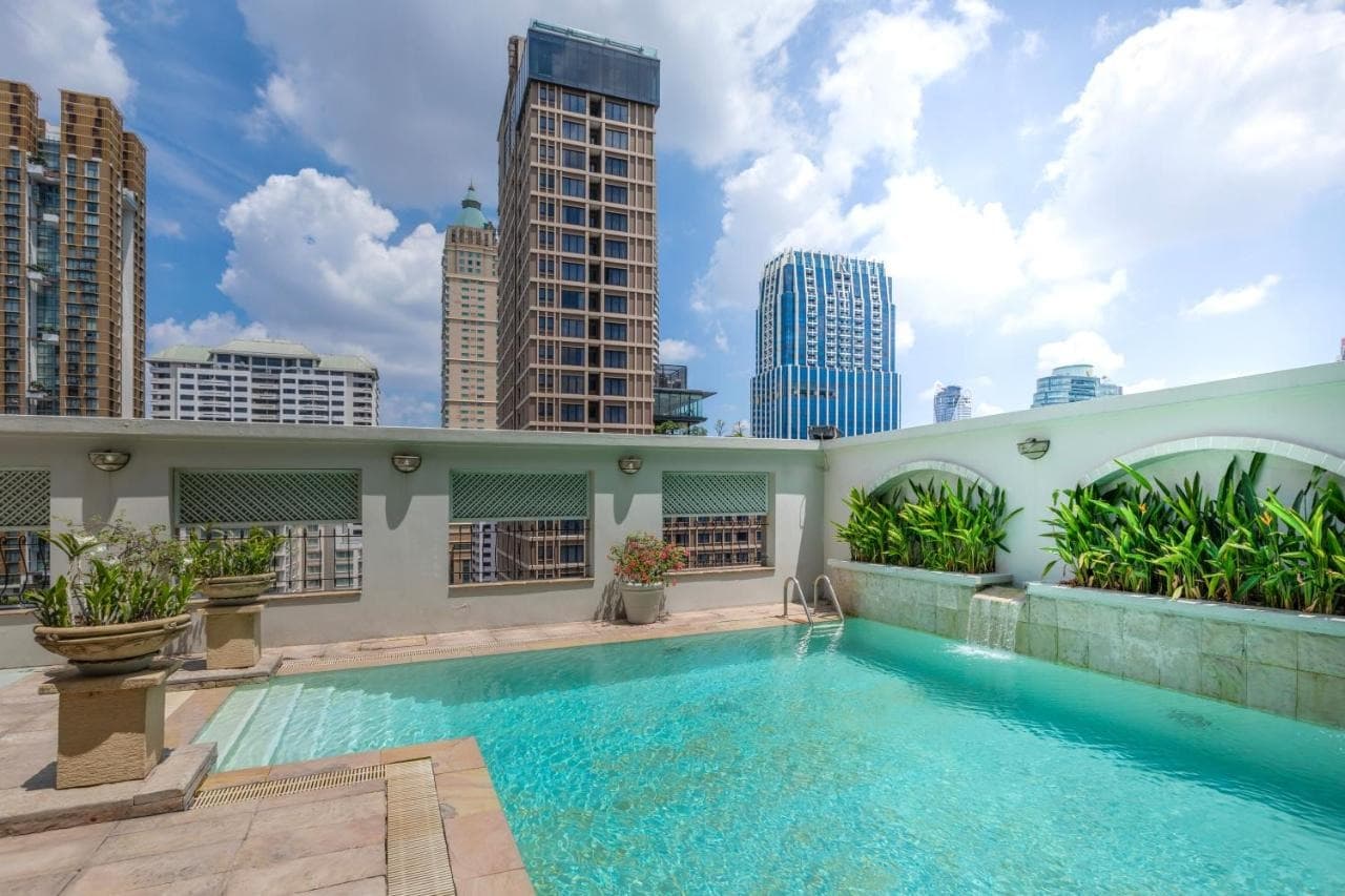 Cape House Langsuan Hotel